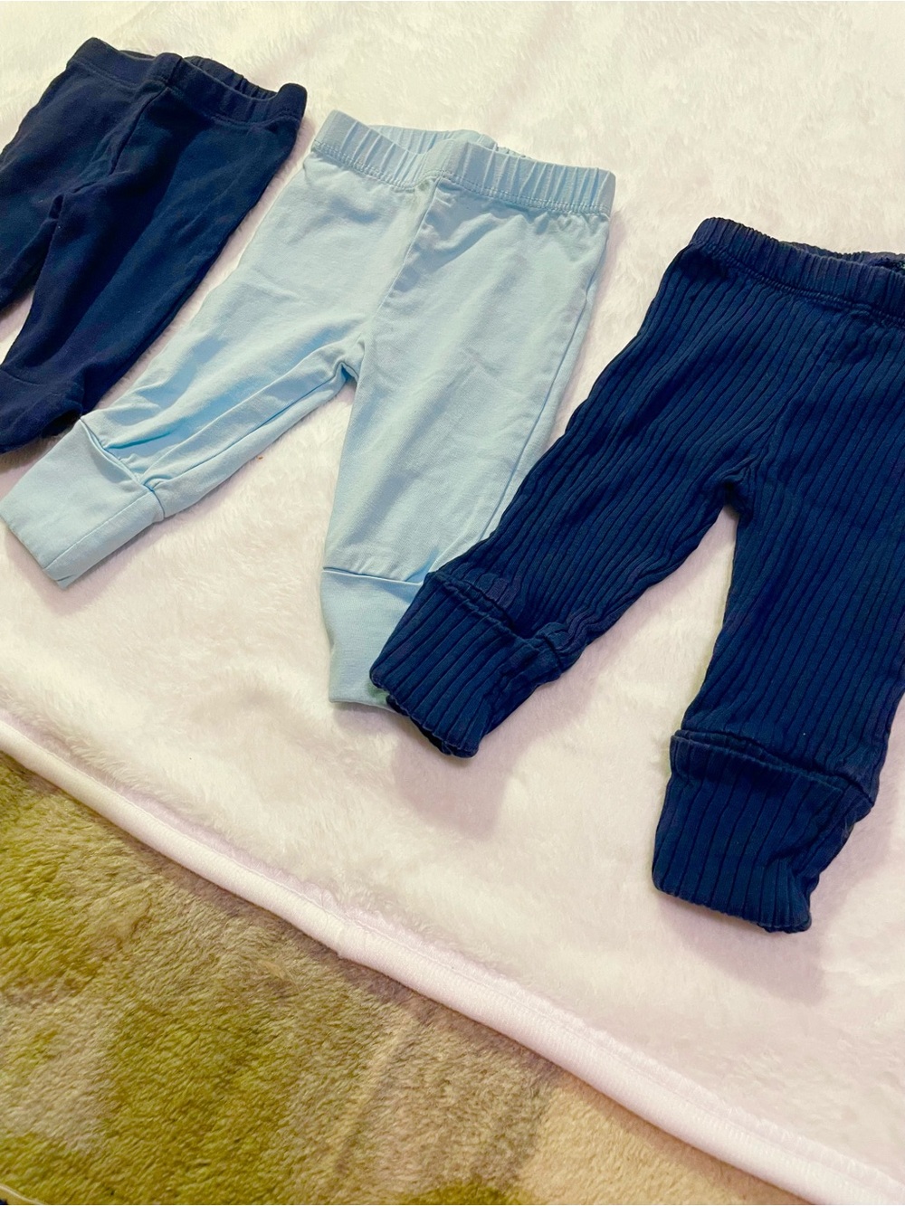 Monica + Andy Organic Cotton Newborn 3pc Pant Bundle